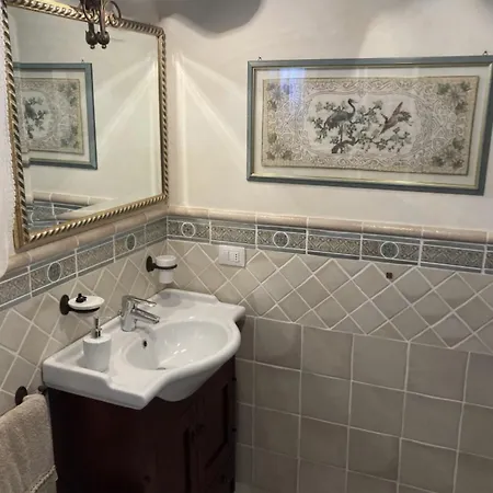 Tania Luxury - Borgo San Basilio Apartment *
