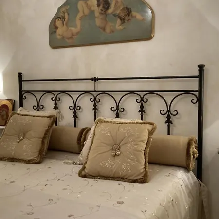 Tania Luxury - Borgo San Basilio